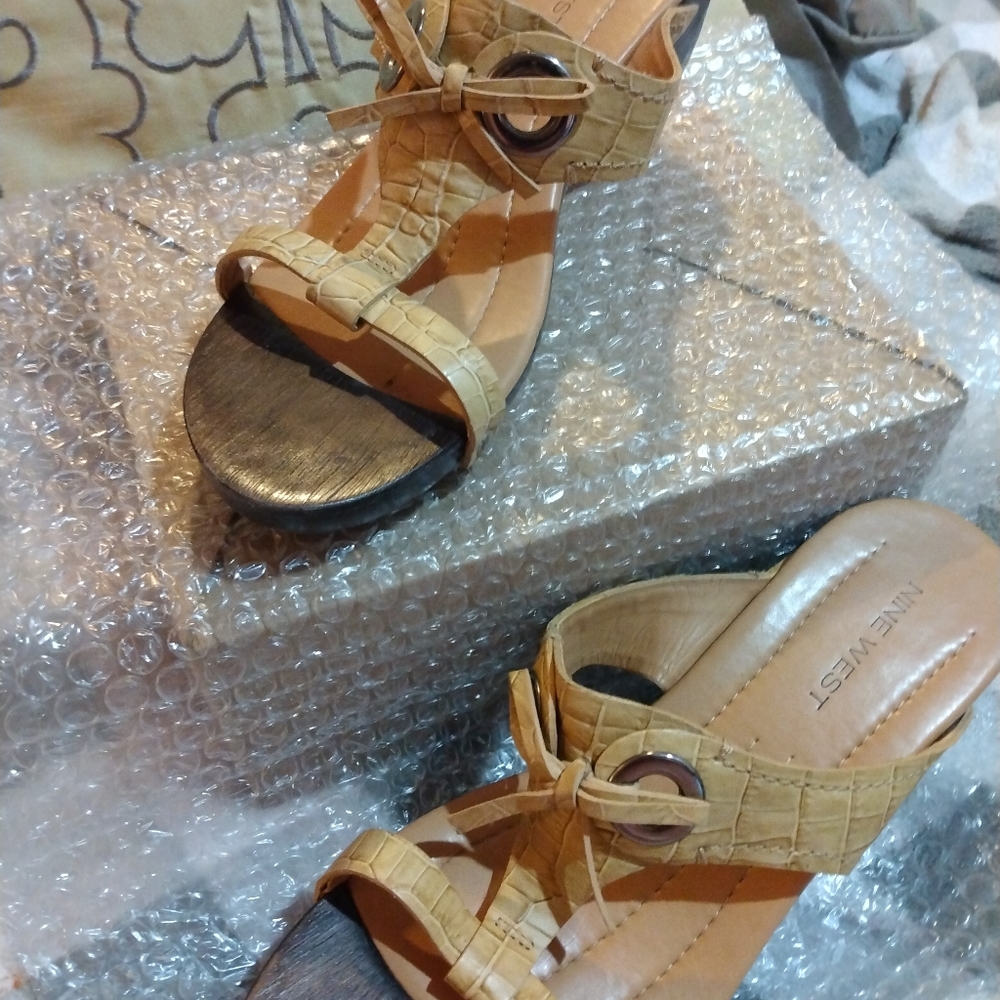 Beige Nine West Sandal size 7